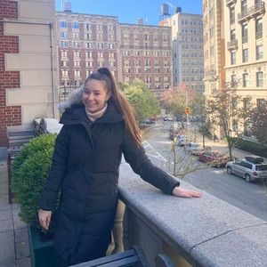 Meet your Posher, Lydia